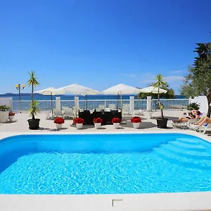villa-triana.hotelinzadar.com/